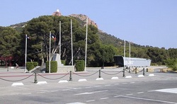 Agay,Le Général de Gaulle,Agay locations,visite d'Agay,informations sur Agay,informations sur les personnalités connues d'Agay