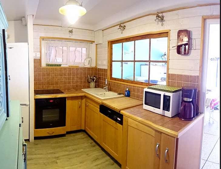 location bord de mer pied dans eau sud Est France,location villa bord de mer pied dans eau sud Est France,location maison bord de mer pied dans eau sud Est France,location vacances bord de mer pied dans eau sud Est France.
