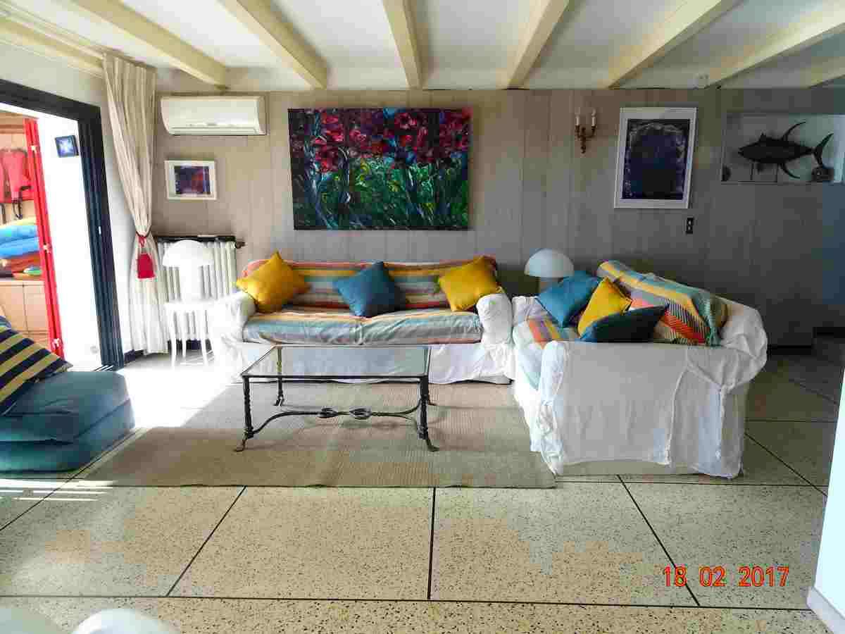 location vacances bord de mer pied dans eau saint-raphael-var,location vacances villa bord de mer pied dans eau var,location vacances maison bord de mer pied dans eau saint-raphael-var,location vacances bord de mer pied dans eau saint-raphael-var.