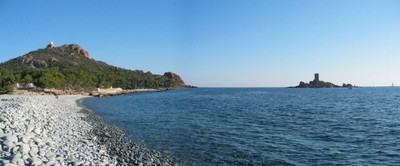 la plage du Débarquement au Dramont, location saint Raphael Var