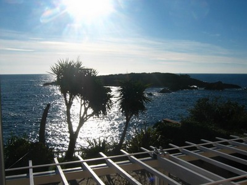 Mediterranean villa rentals direct sea Anthor Var.